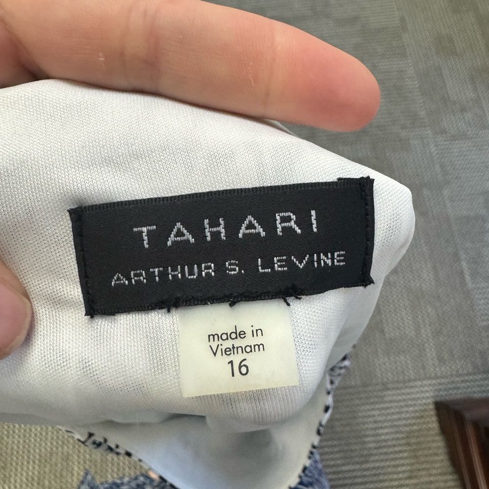 NWT Tahari ASL Black & White Print Dress, size 16 - Picture 2 of 7